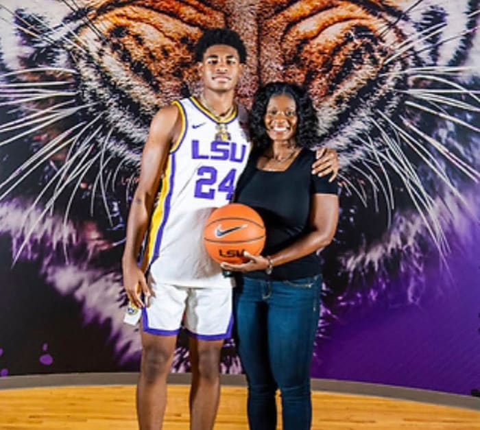 LSU's Cameron Thomas with his mother, Leslie
